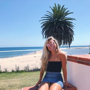 Meet your Posher, Danica